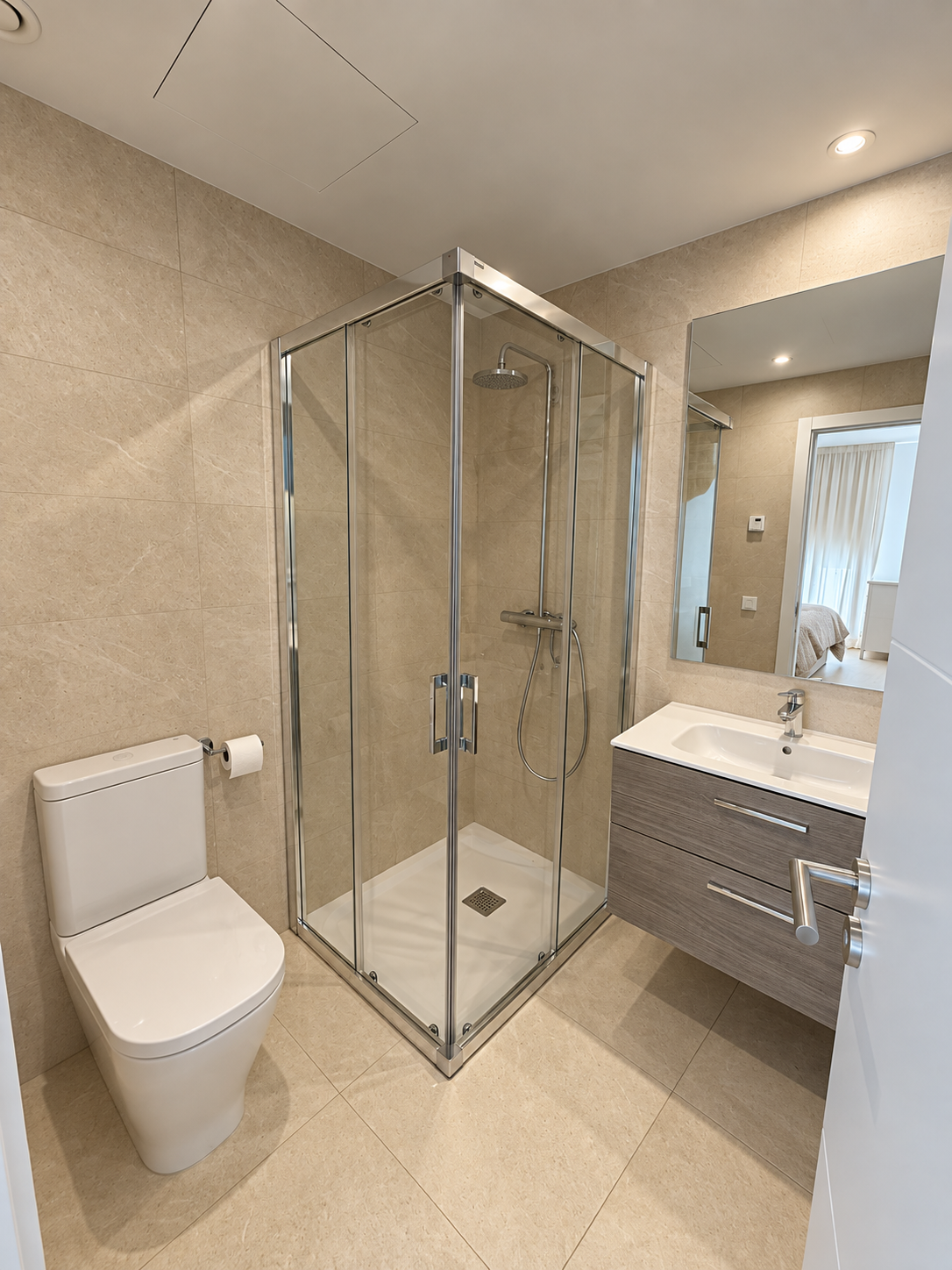 Baño en suite de piso en Palma